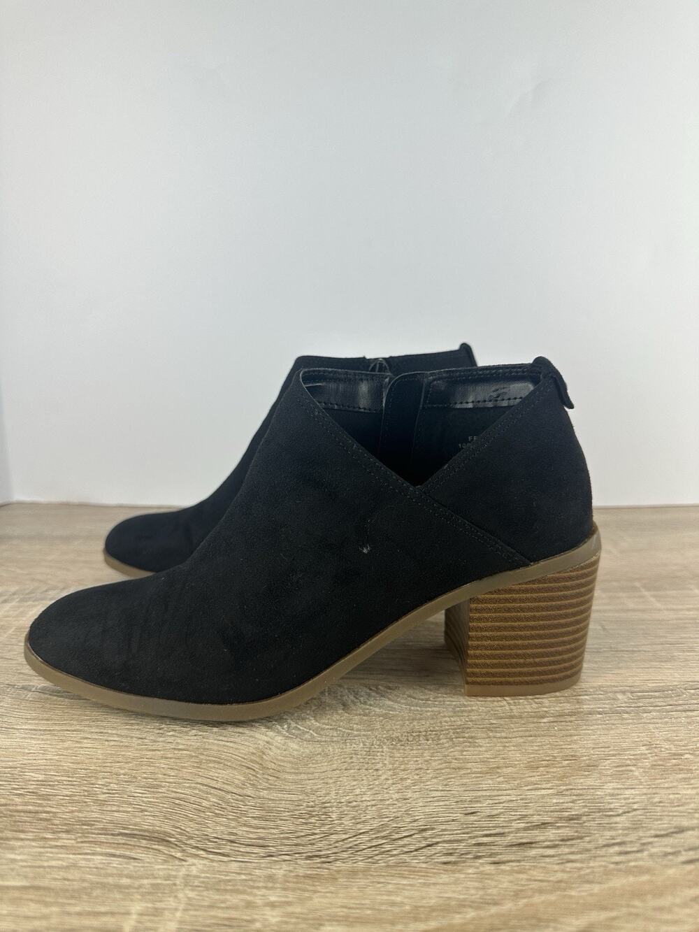 Style & Co Felaa Black Faux Suede V-Cut Block Heel Ankle Boots Women’s US 6M